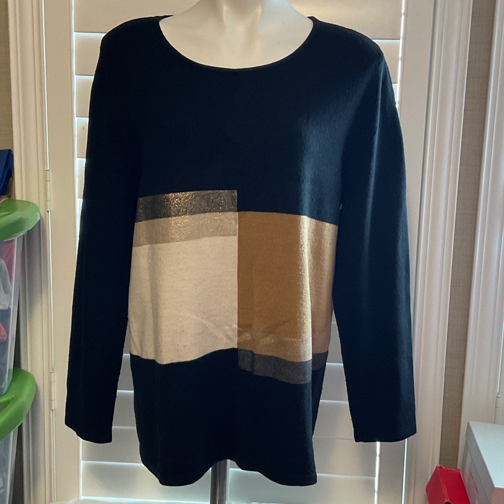 JM Collection Black Colorblock Sweater